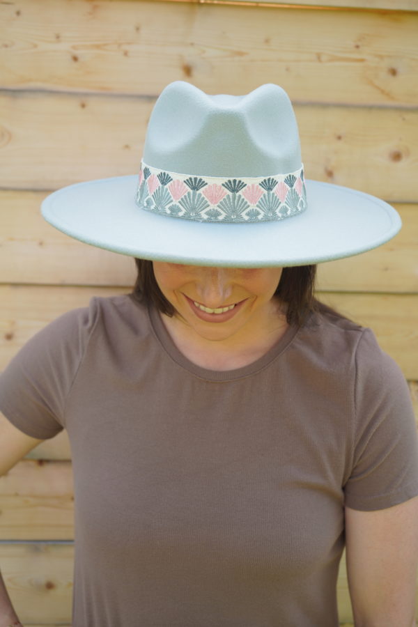 Fan Pattern Ribbon Fedora Hat - Image 10